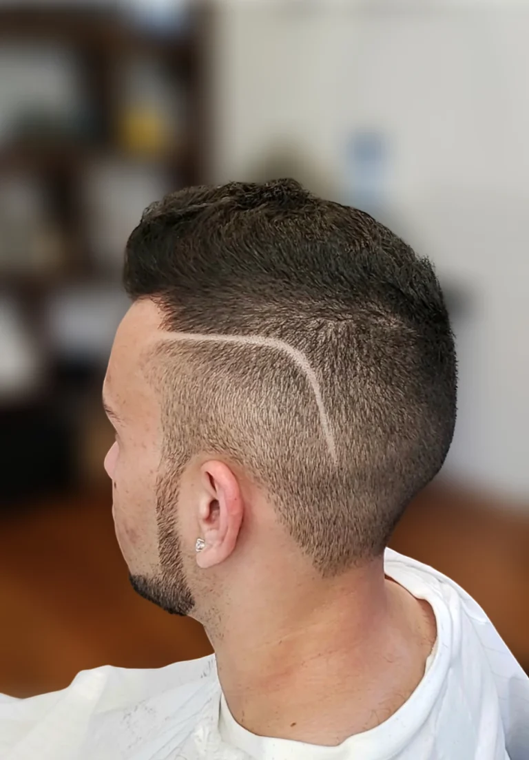 8877279361761393685 1